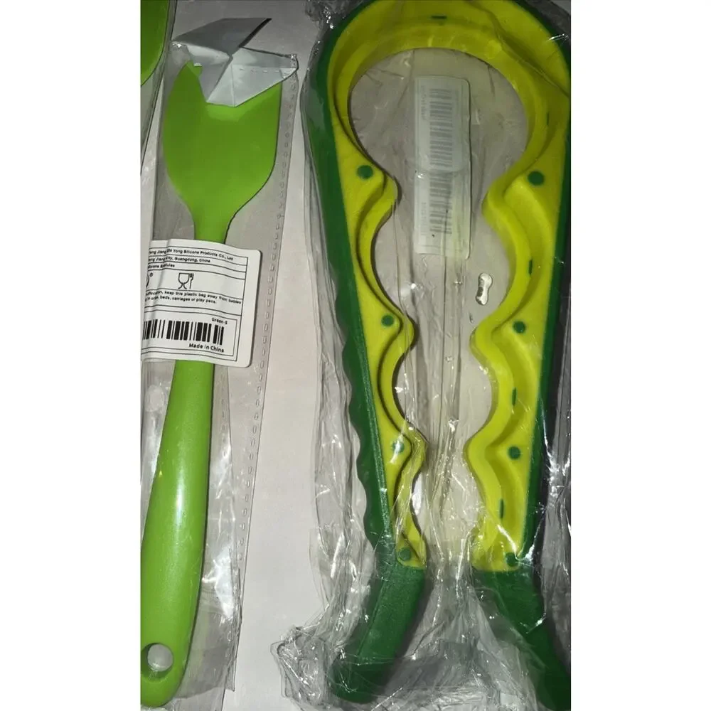 NWT Set Of Three Silicone Green Spatulas And A Jar/Bottle Opener With FREE Ladle